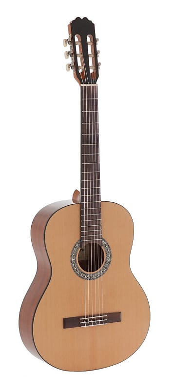 Акустическая гитара Admira Beginner Series Alba Classical Guitar with Spruce Top