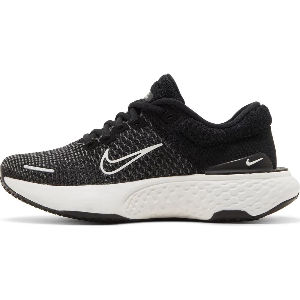 

Кроссовки Nike Wmns ZoomX Invincible Run Flyknit 2 Black White, черный/белый