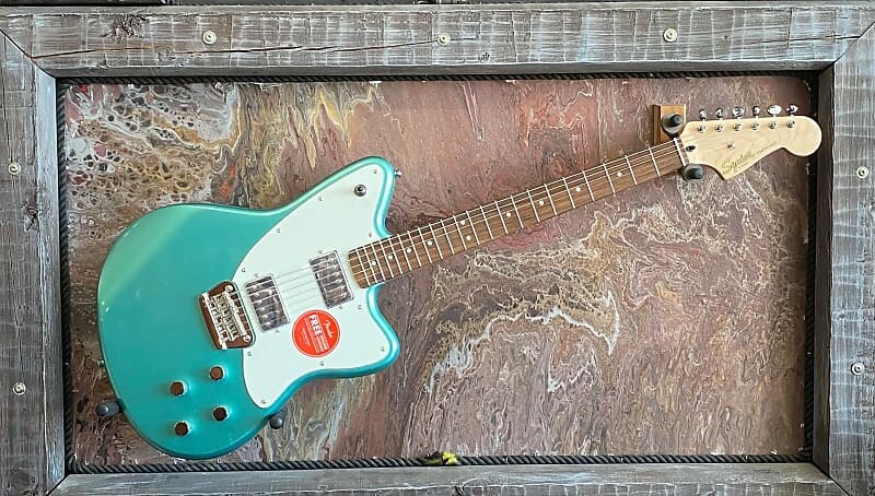 

Сквайер Паранормальное Торонадо Squier Paranormal Toronado