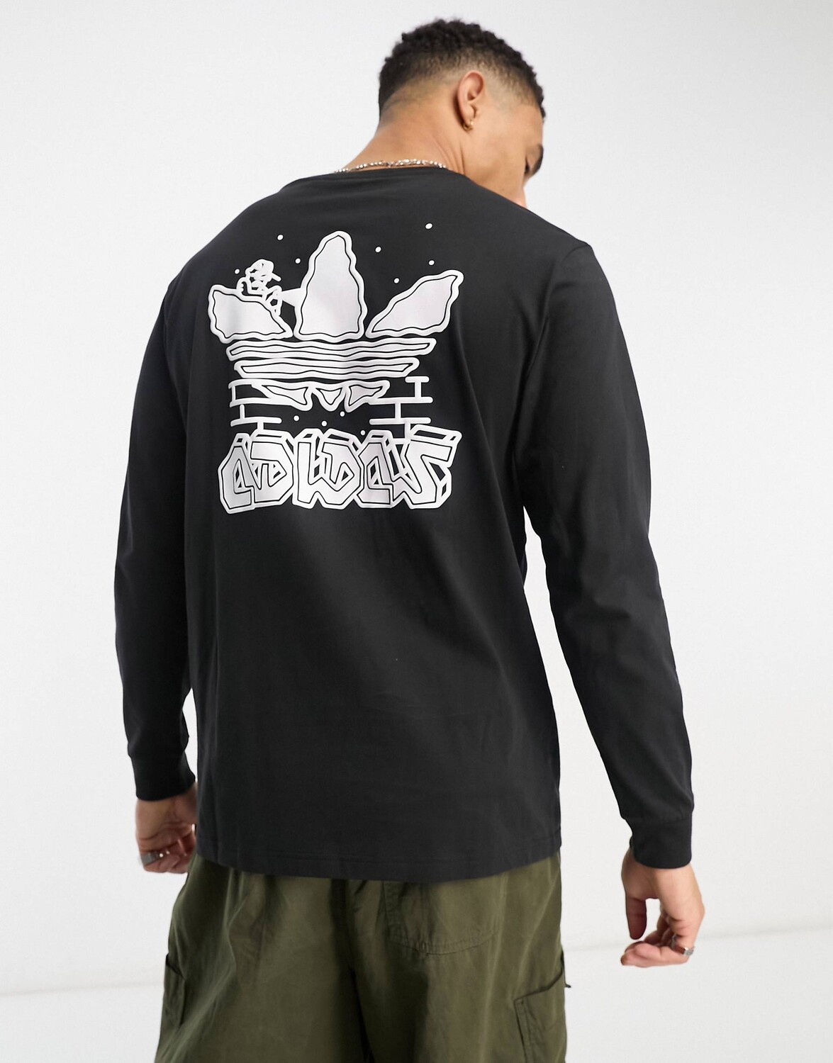 

Черная футболка с длинными рукавами adidas Originals