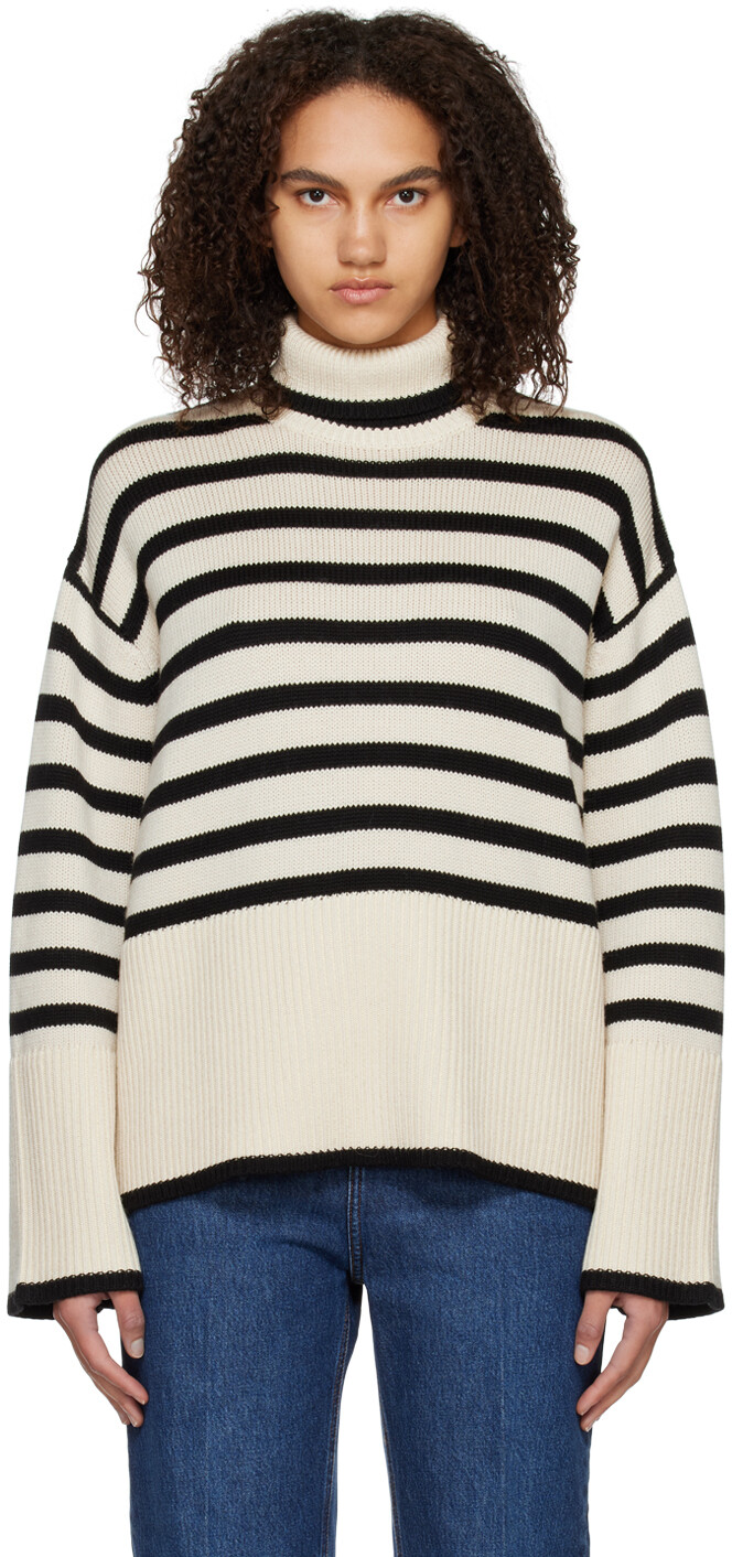 

Водолазка Off-White и в черную полоску Totême