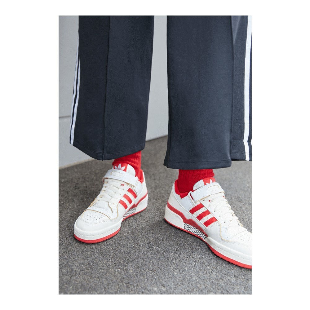 

Кроссовки Adidas Originals Forum , off white/vivid red, Белый