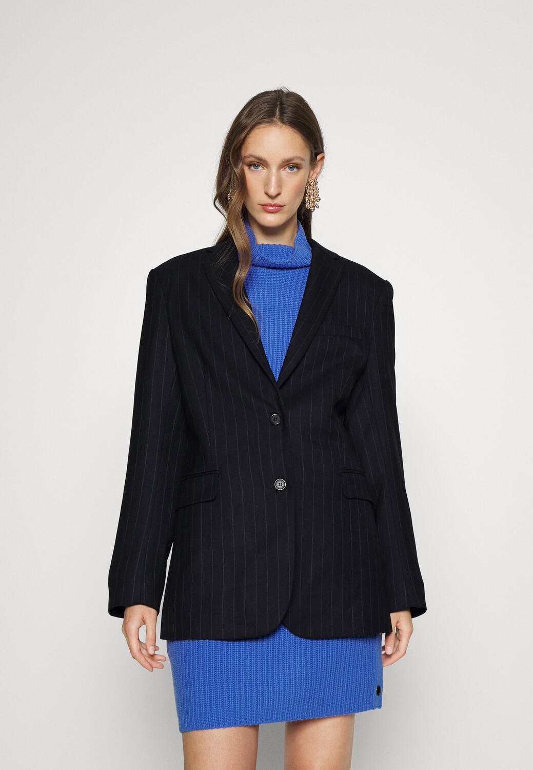 

Пальто короткое Designers Remix, синий