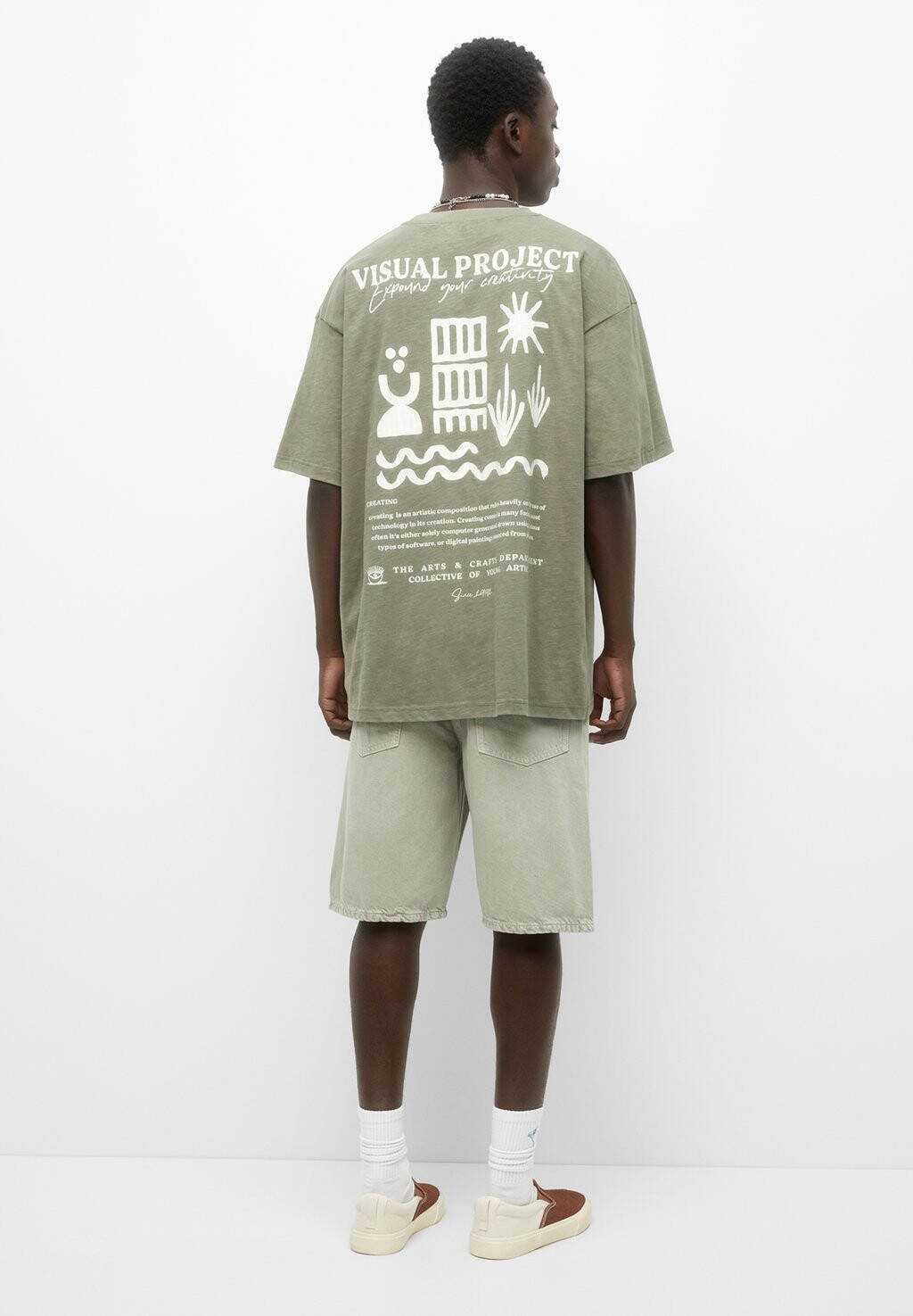 

Футболка с принтом PULL&BEAR, хаки