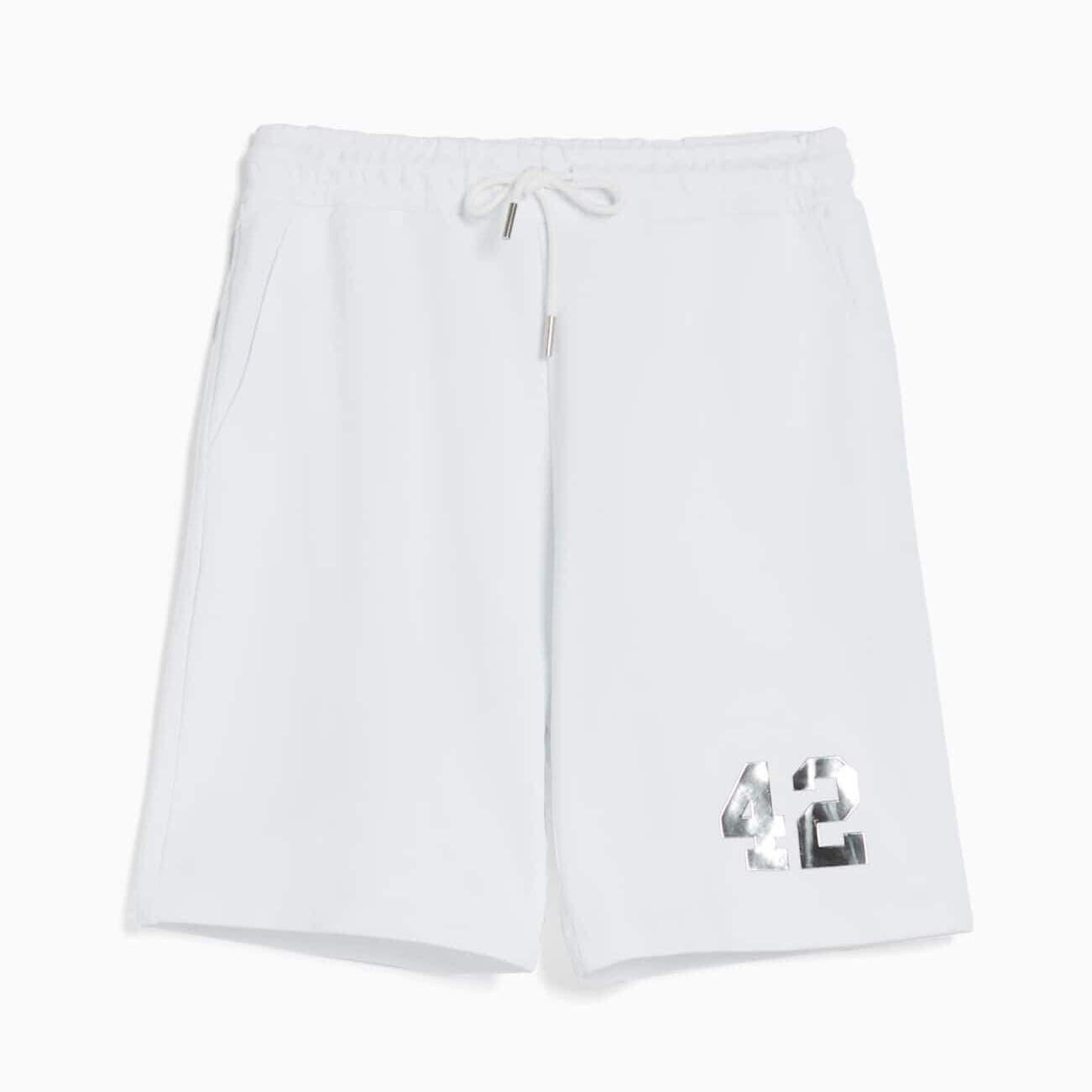 

Шорты Bershka Bizarrap Plush Print Bermuda, белый