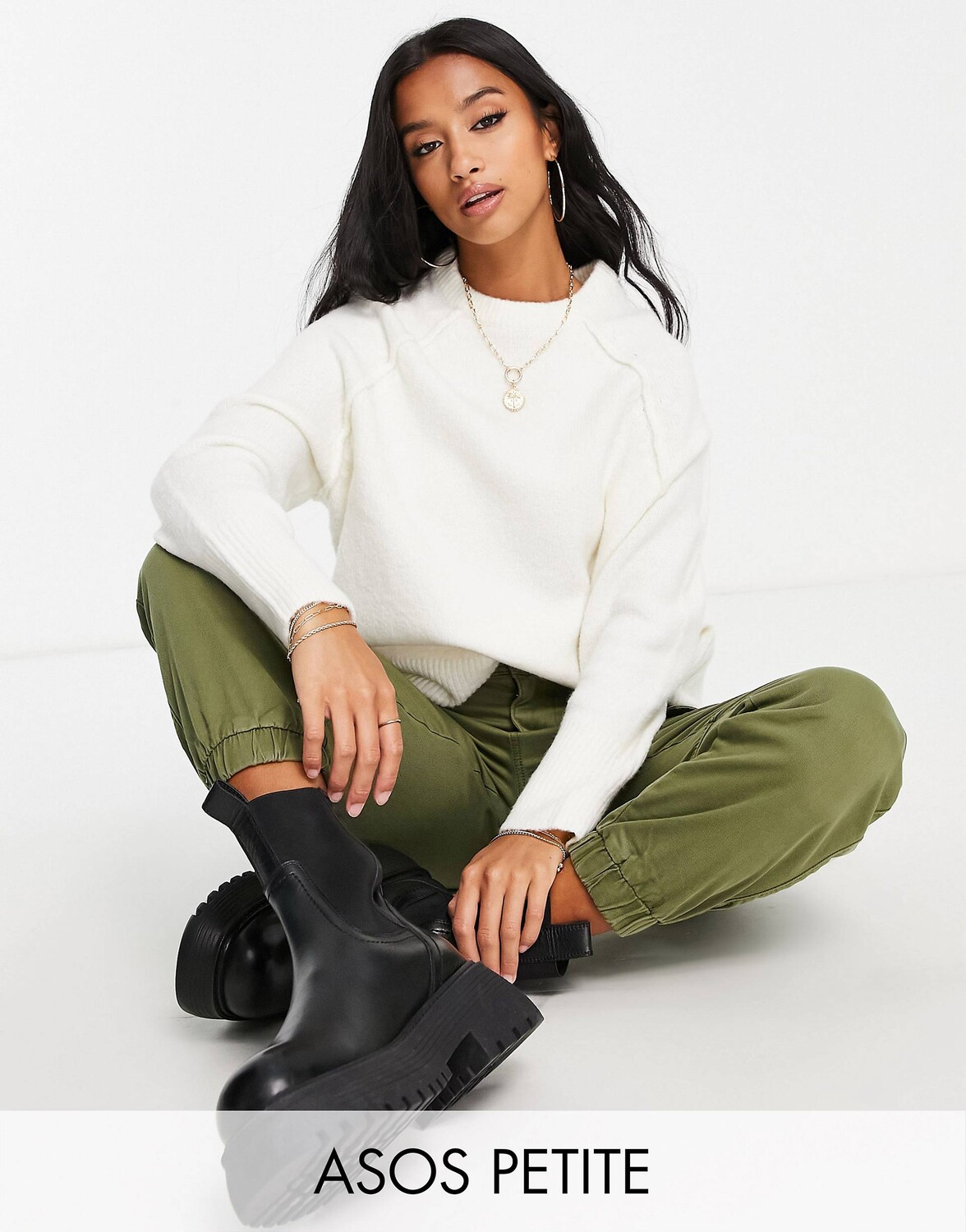 

Кремовый свободный джемпер с круглым вырезом ASOS DESIGN Petite, Бежевый