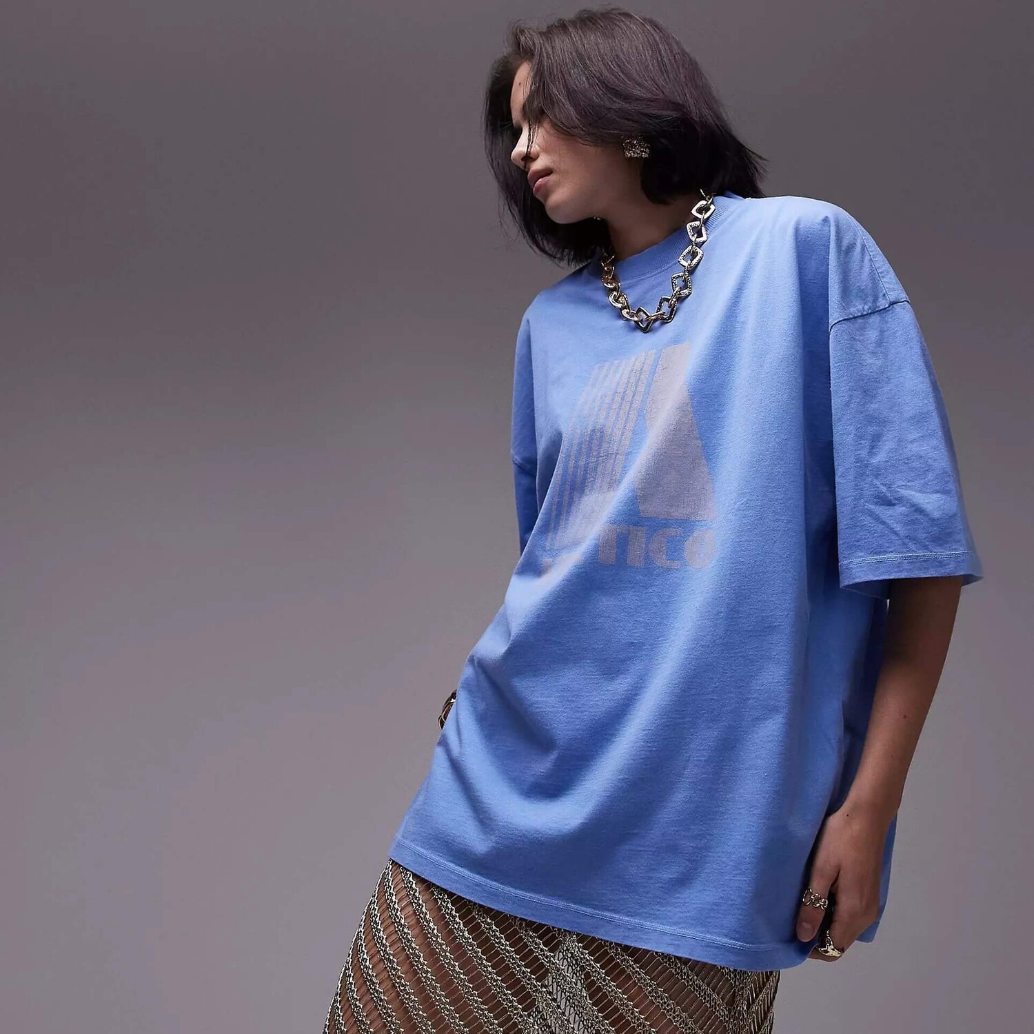 

Футболка Topshop Oversized "Athletic" Logo, голубой