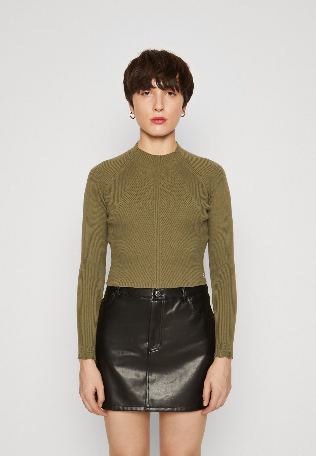 

Свитер MARIE Guess, оливковый