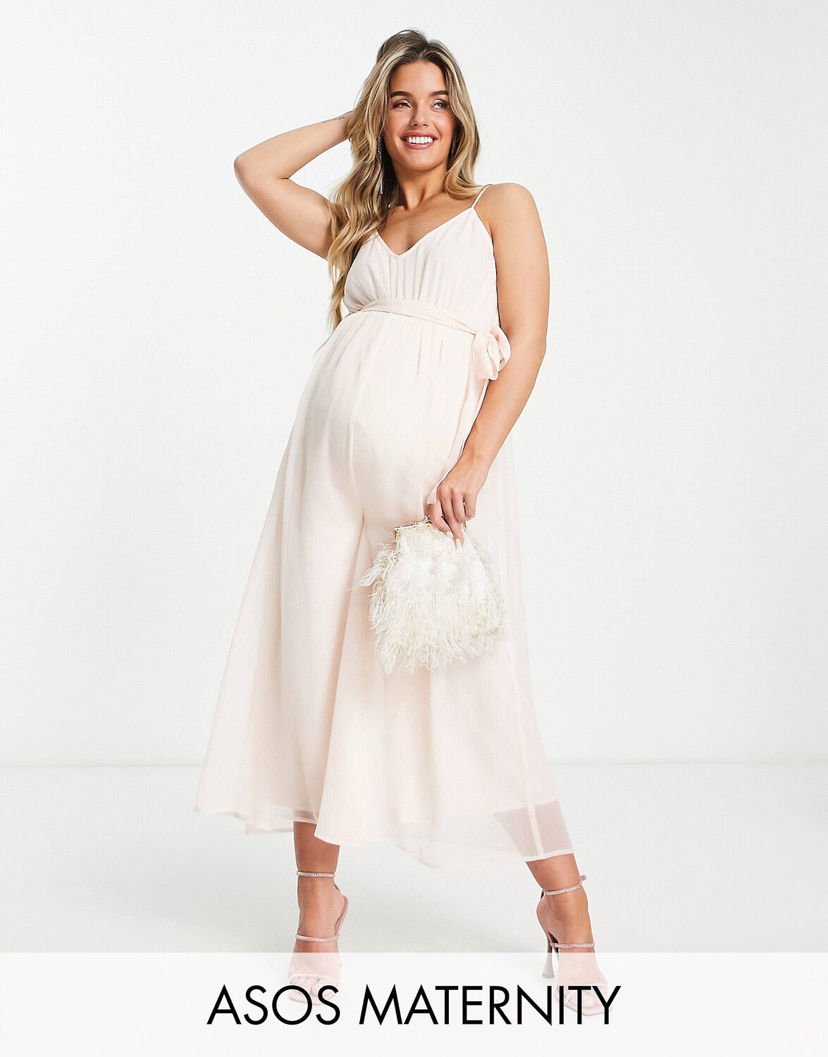 

Пастельно-розовый комбинезон на бретелях с поясом на талии ASOS DESIGN Maternity