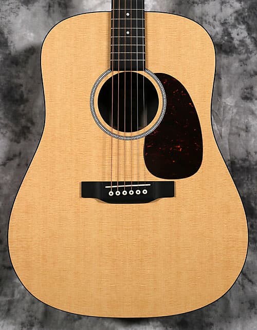 

Martin - D-X1E-04 HPL Sit/HPL Mah