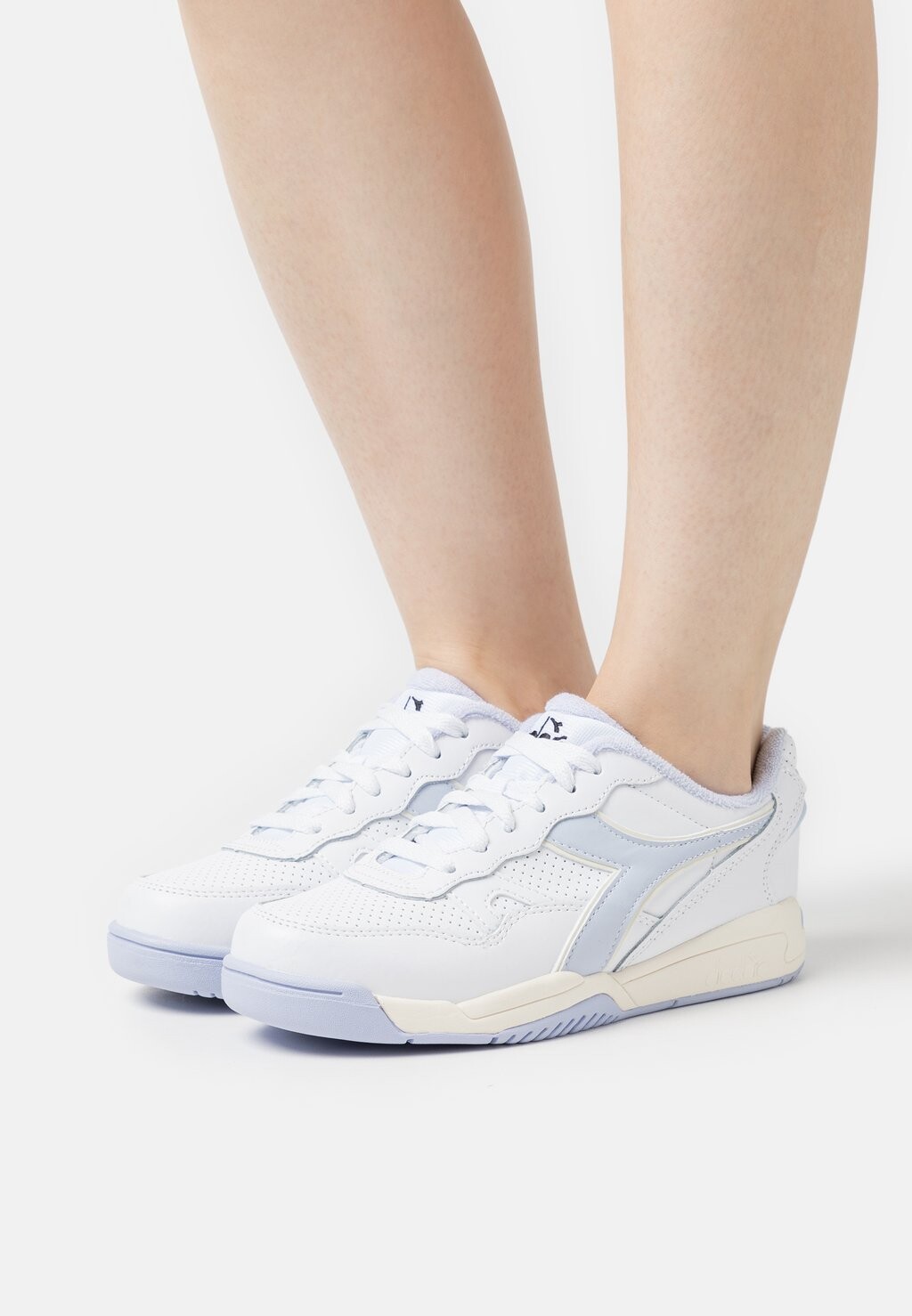 

Кроссовки Diadora Winner, белый / синий ксенон