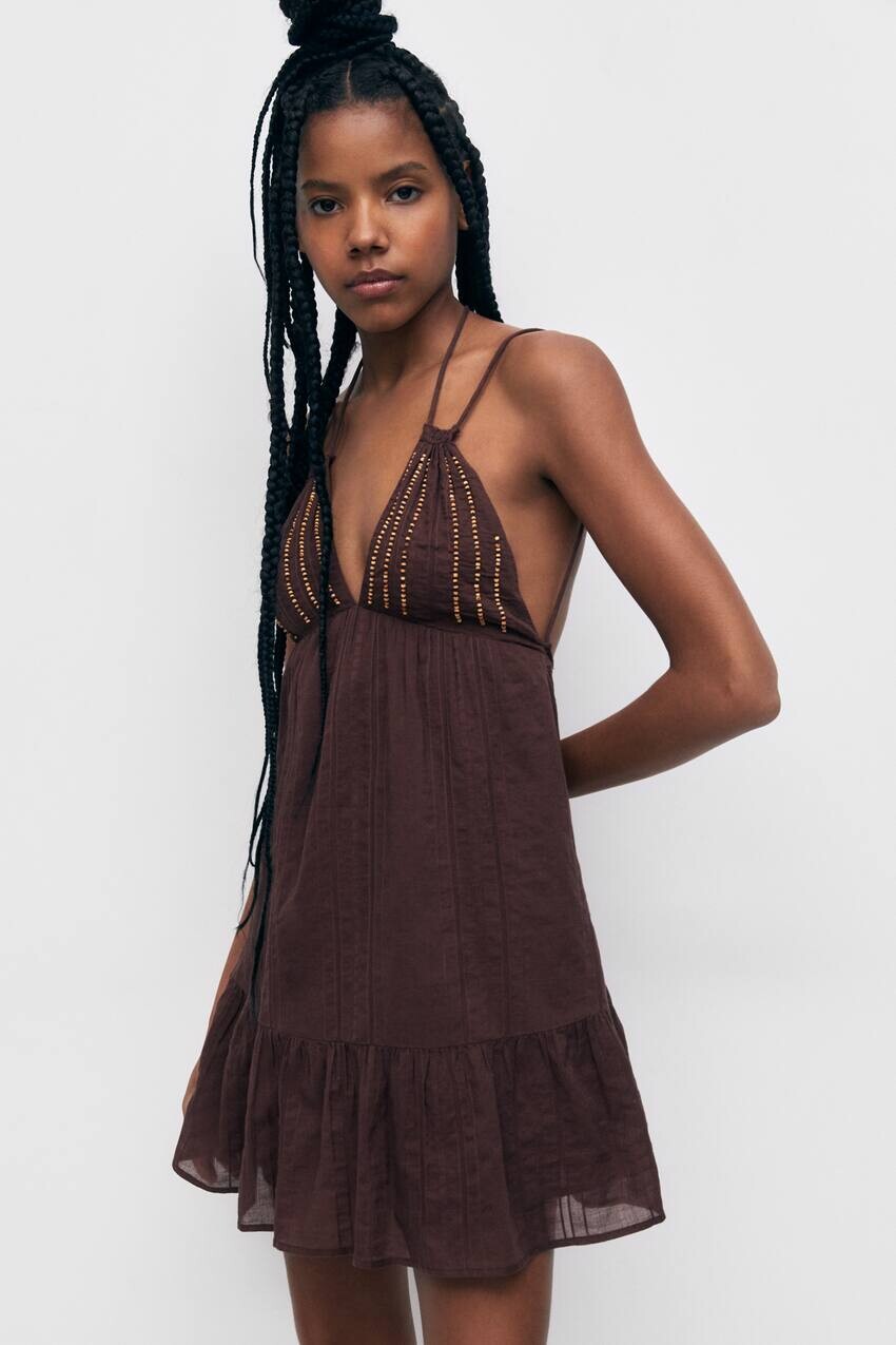 

Короткое платье с вышивкой Pull&Bear, коричневый