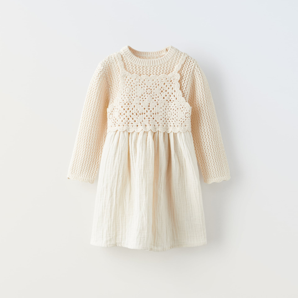 Платье с контрастным свитером Zara, экрю koan knitwear свитер с круглым вырезом и узором из кос белый