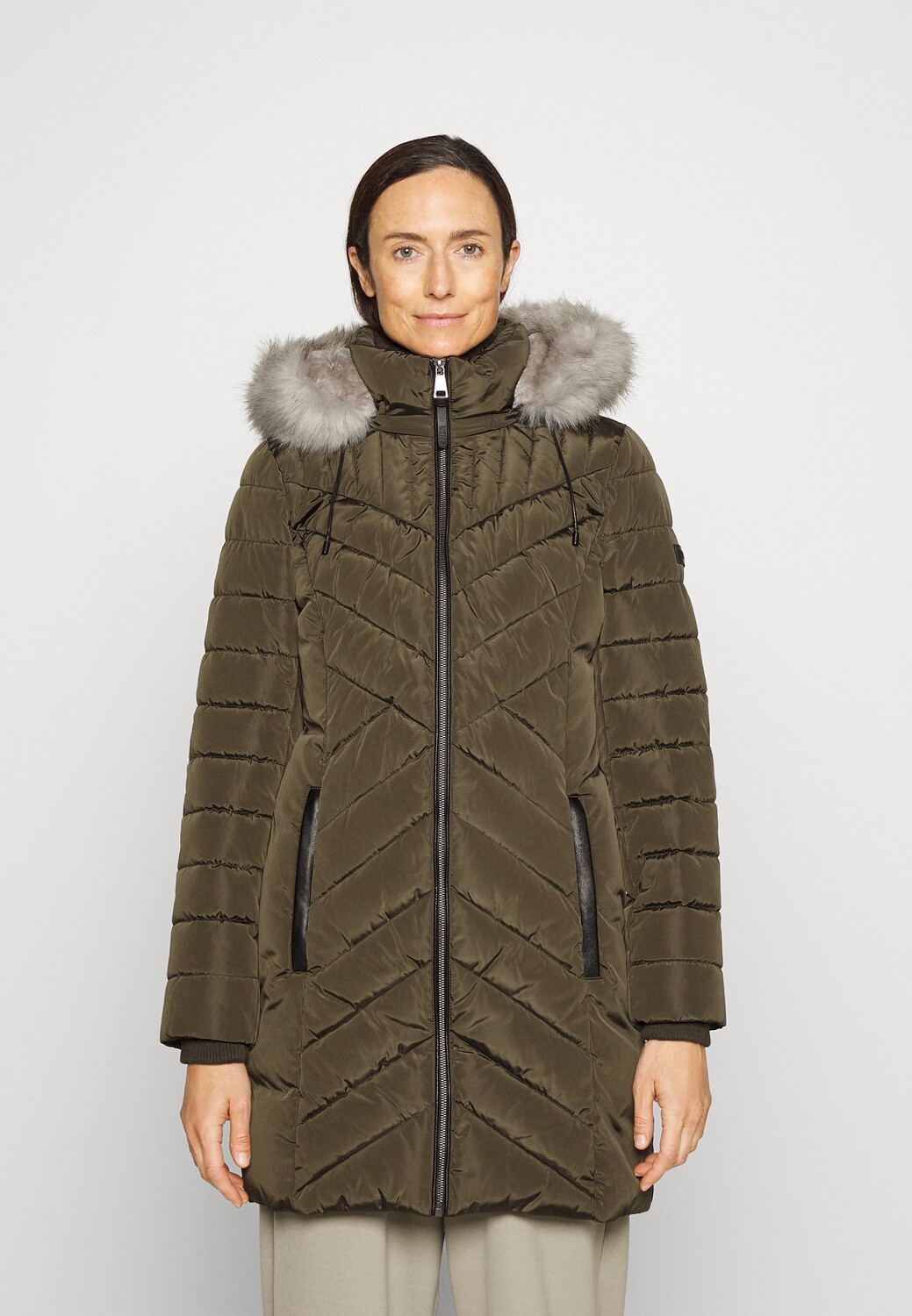 

Пальто классическое Dkny, loden