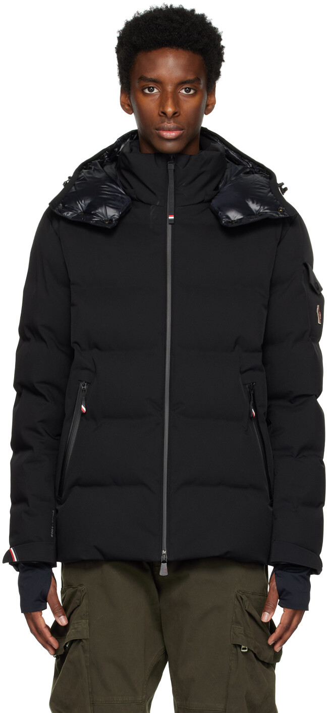 

Черный пуховик Fellberg Moncler Grenoble