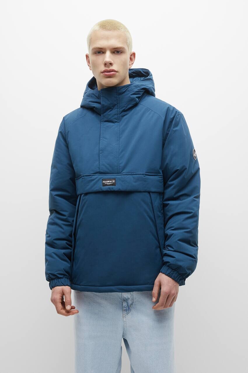 

Куртка с накладным карманом Pull&Bear
