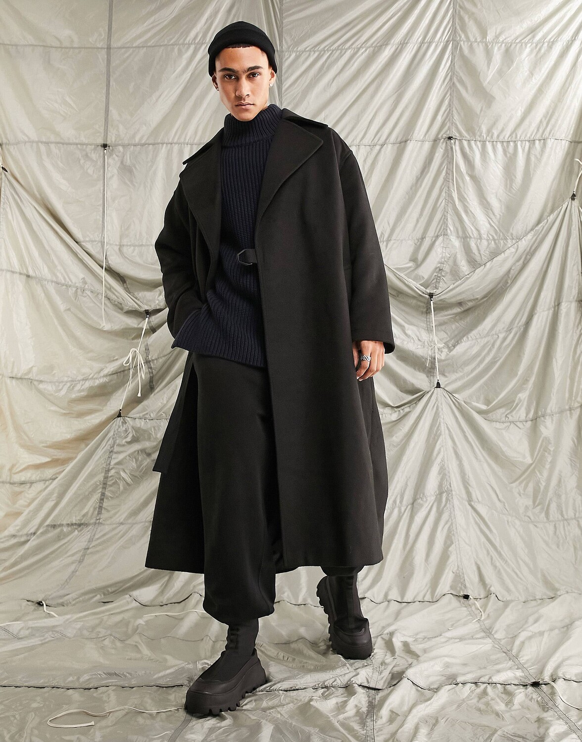 

Черное пальто оверсайз из смесовой шерсти ASOS DESIGN
