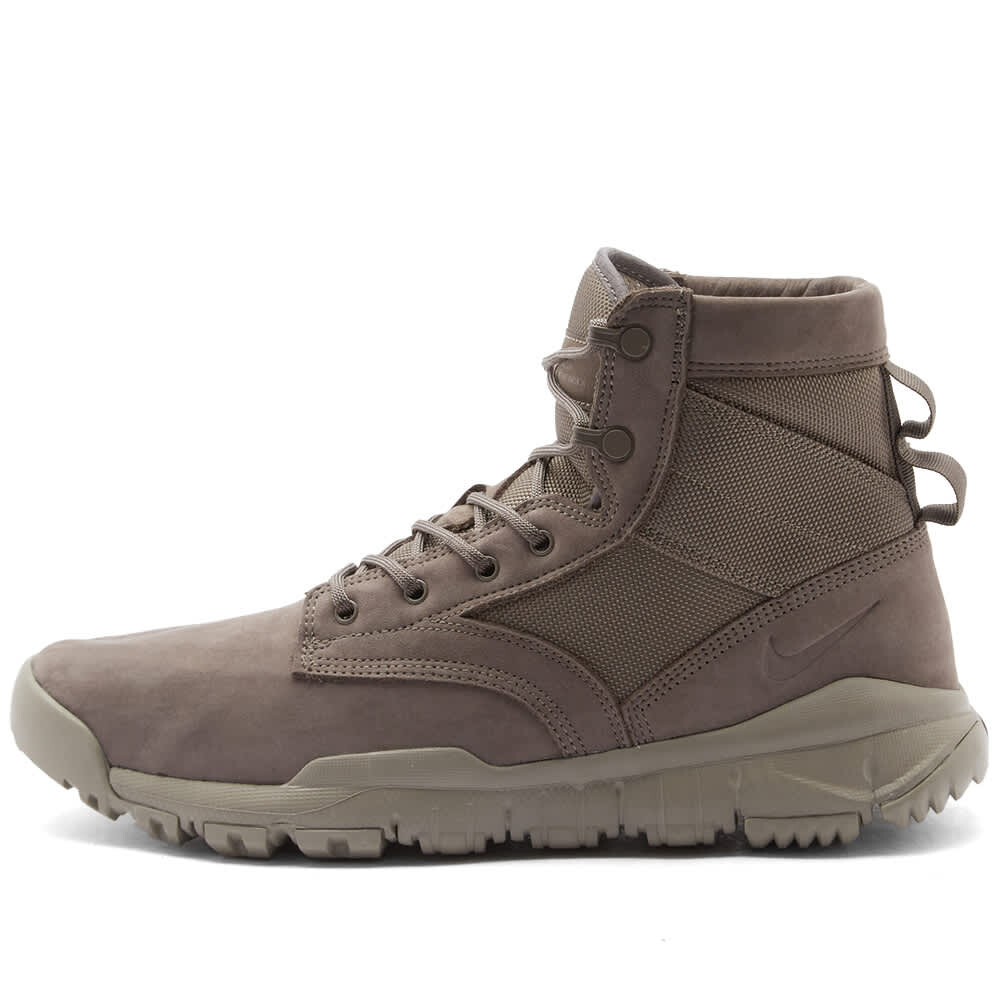 

Кроссовки Nike NSW Leather, серый