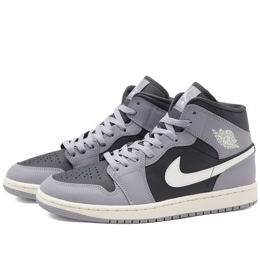 Кроссовки Nike Air Jordan 1 Mid брюки nbd lillee цвет cement grey