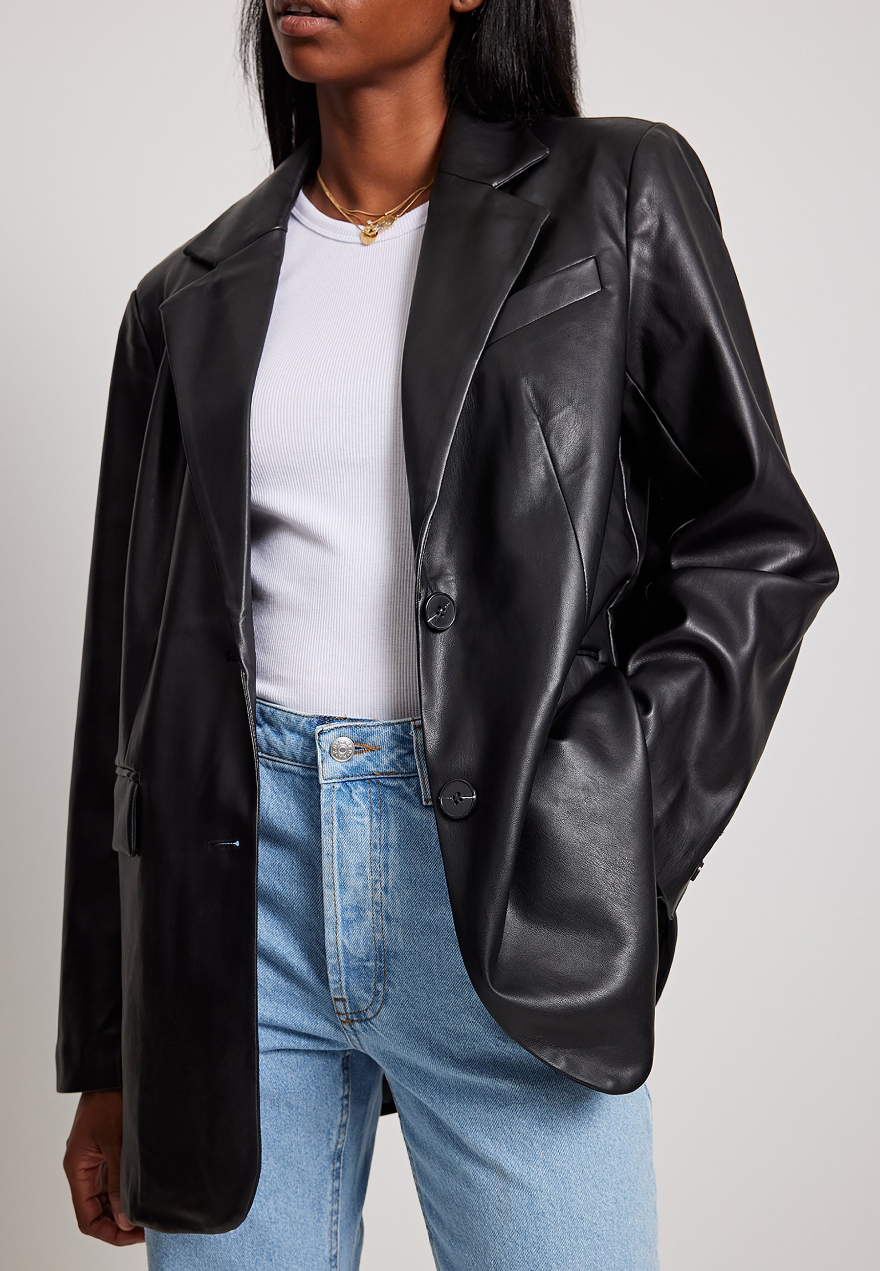 Куртка из искусственной кожи Na-Kd, черный джинсы baggy na kd серые