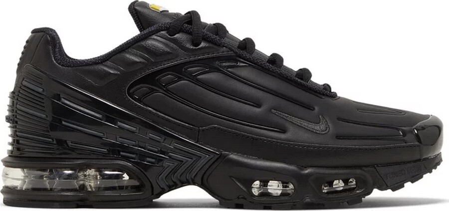

Кроссовки Nike Air Max Plus 3 Leather 'Triple Black', черный (Размер 42 RU)