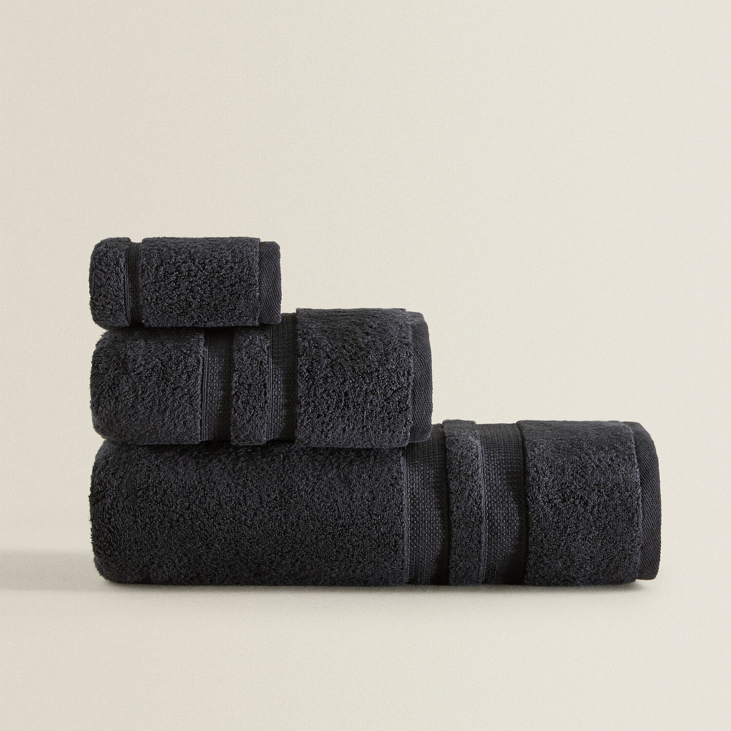 

Полотенце Zara Home Extra Soft With Double Border, черный