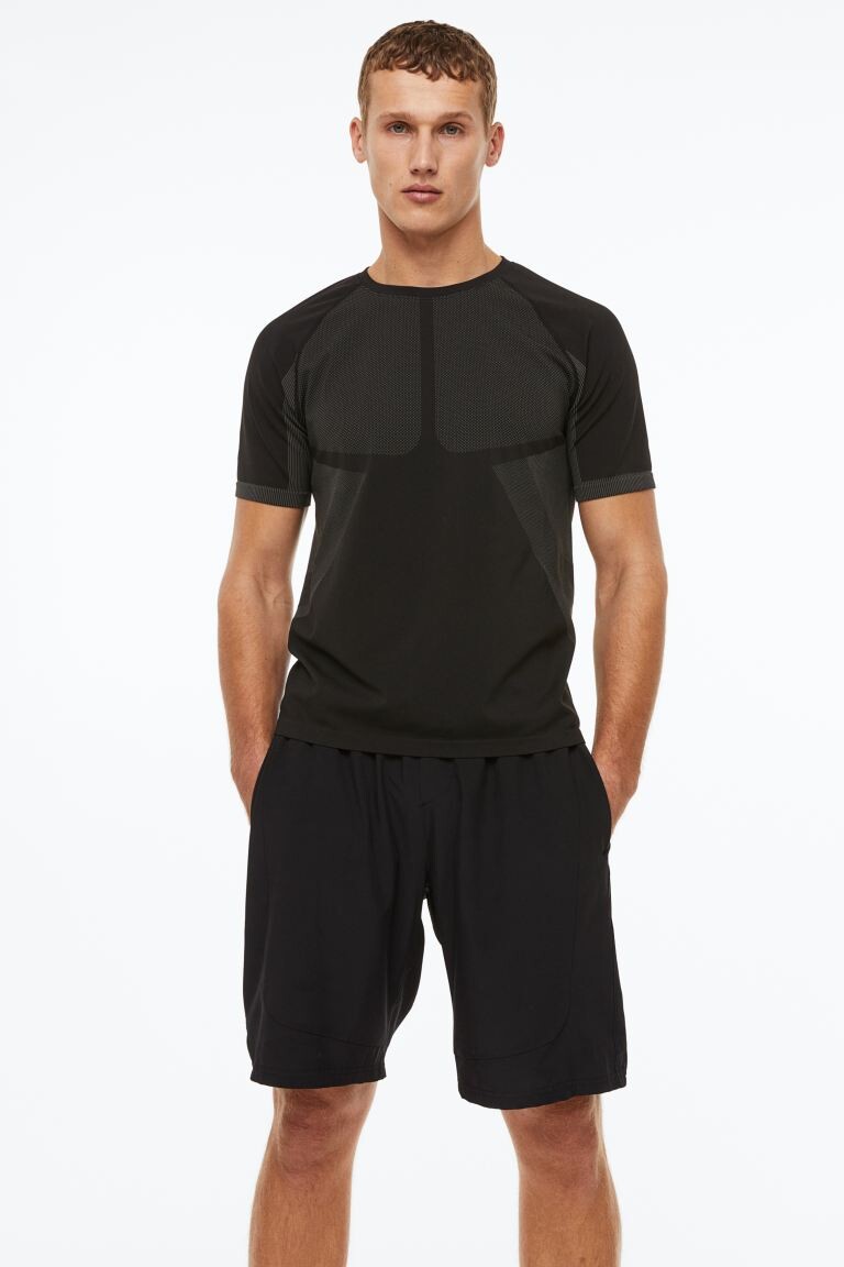 

Бесшовный спортивный топ DryMove H&M, черный