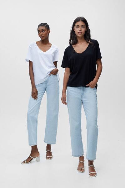 

Пакет базовых футболок PULL&BEAR
