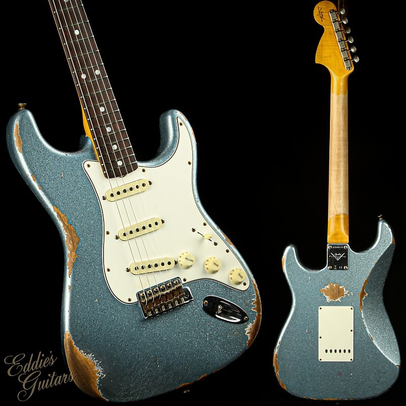 

Fender Custom Shop 1967 Stratocaster Heavy Relic - Blue Ice Metallic Sparkle