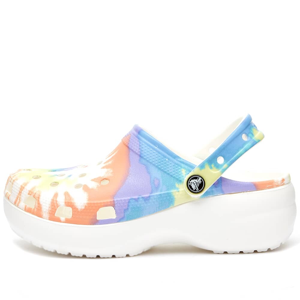 

Сандалии Crocs Classic Platform Tie Dye