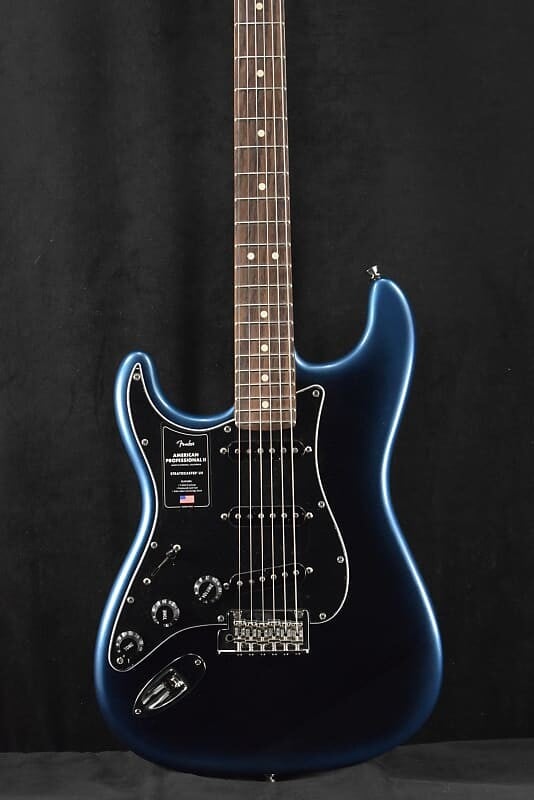 

Накладка на гриф Fender American Professional II Stratocaster для левой руки Dark Night из палисандра American Professional II Stratocaster Left-Hand Dark Night Ro...