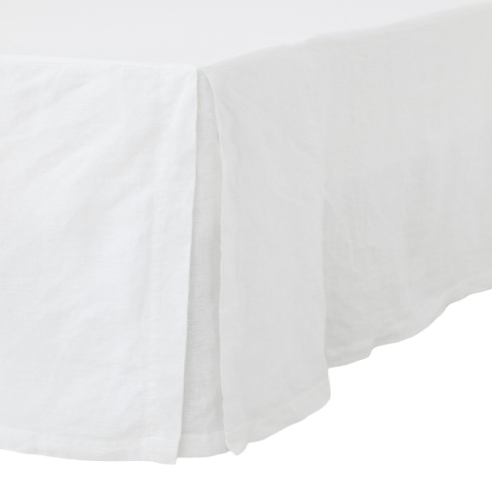 цена Подзор для кровати из стираного льна H&M Home Washed Linen, белый