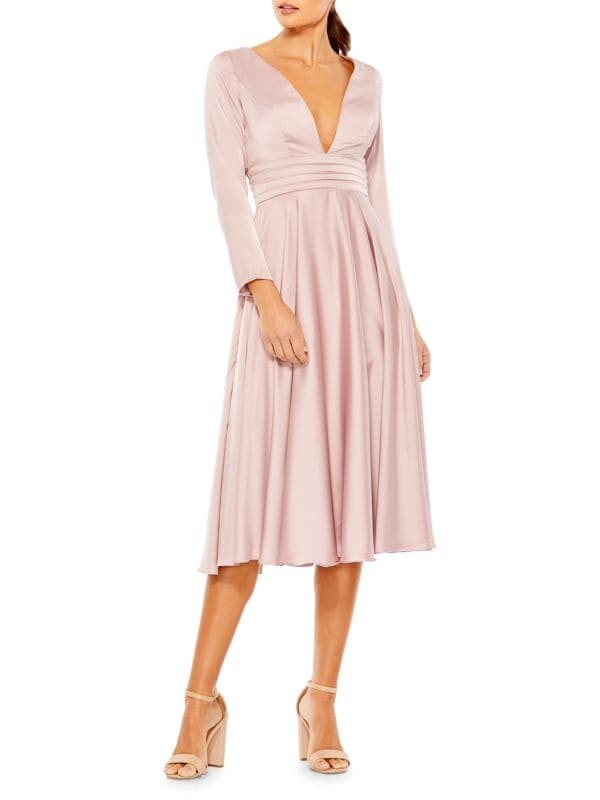 

Однотонное облегающее и расклешенное платье Mac Duggal Rose