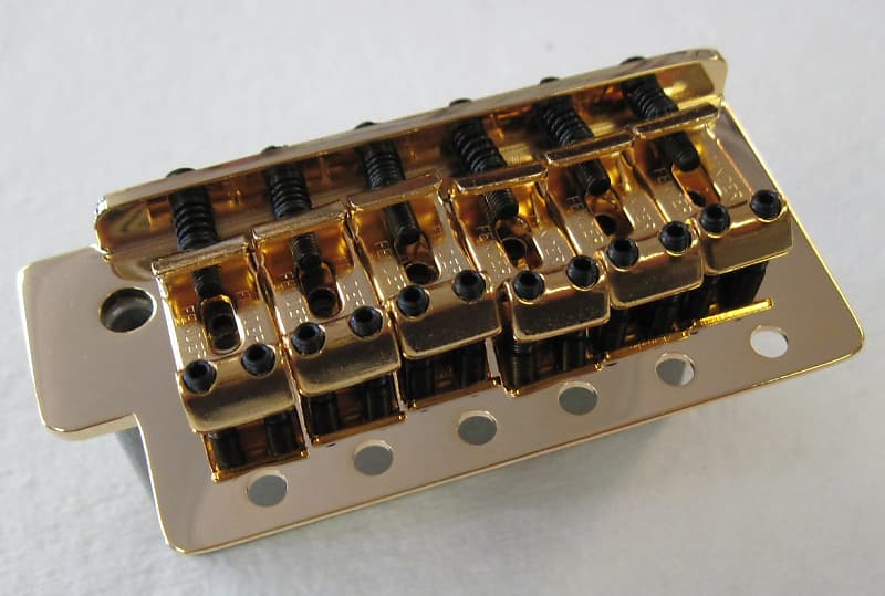 Fender Mexico Stratocaster Tremolo Assy Narrow Gold 0059561000 Mexico Strat Tremolo Bridge Assy Narrow Gold 005-9561-000 cleaning blade assy