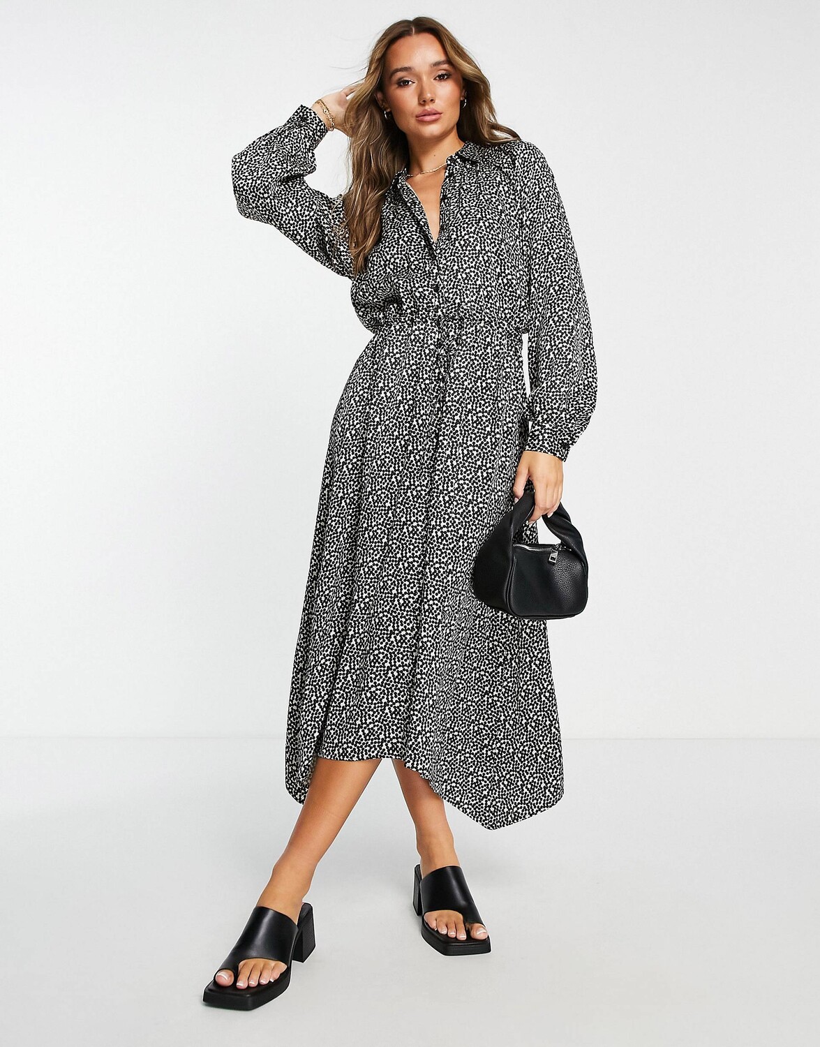 

Однотонное платье-рубашка миди с завязками на талии и точечным принтом Topshop