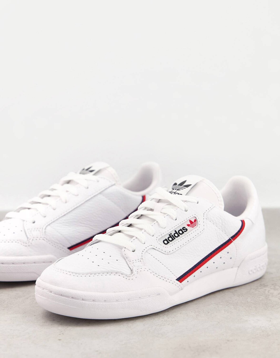 

Белые кроссовки adidas Originals Continental 80-х