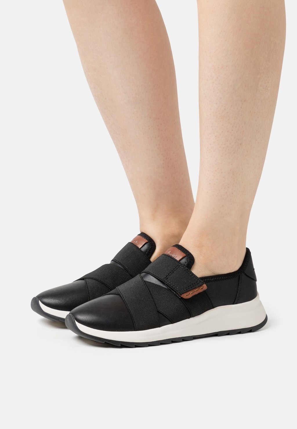 

Кроссовки Clarks, черный