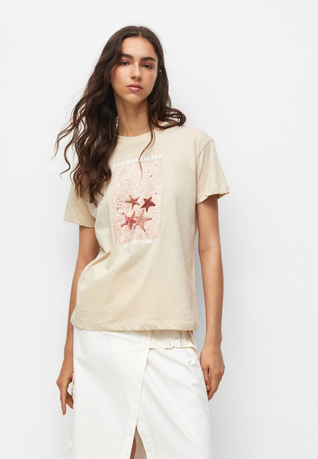 

Футболка с принтом PULL&BEAR, бежевый