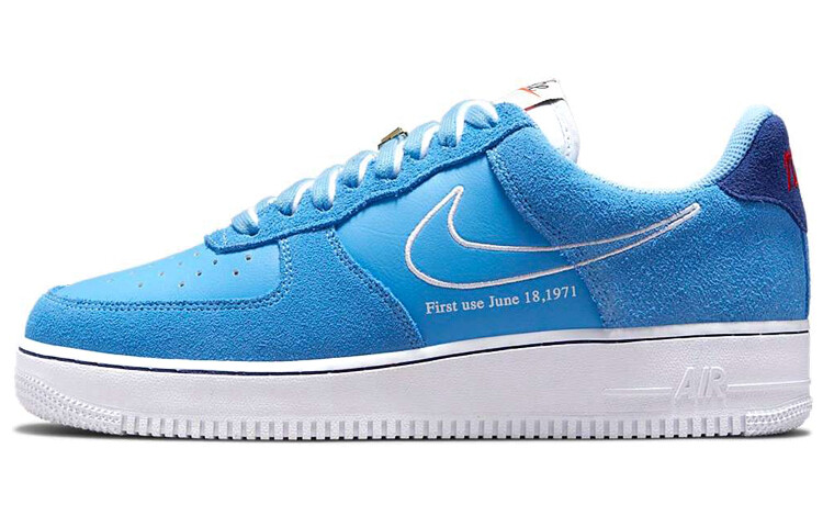 

Nike Air Force 1'07 LV8 Первое использование Университетский синий