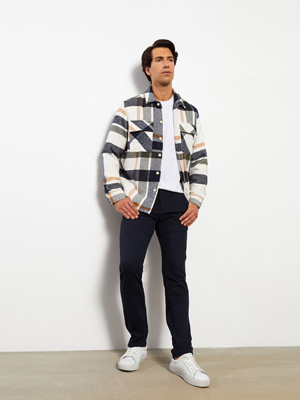 

Мужские брюки Slim Fit LCWAIKIKI Classic, Черный