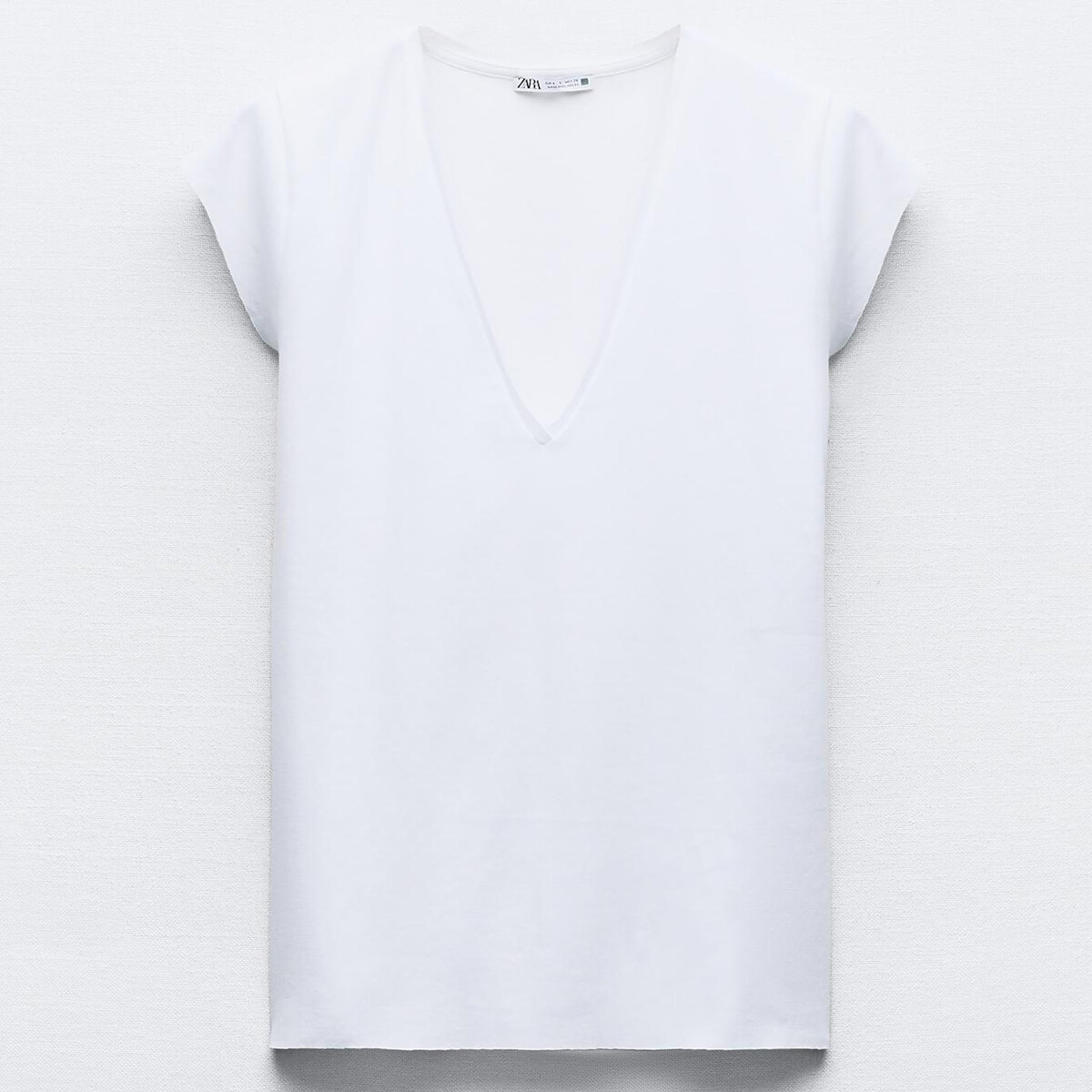 

Футболка Zara V-Neck Cotton, белый