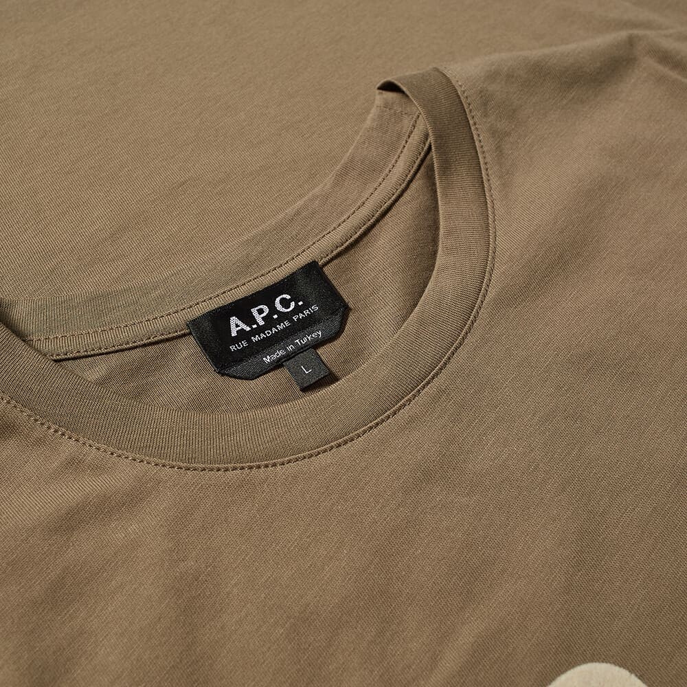 

Футболка A.P.C. VPC Colour Logo Tee