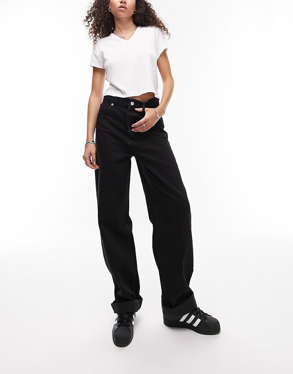 

Черные джинсы оверсайз Mom Topshop