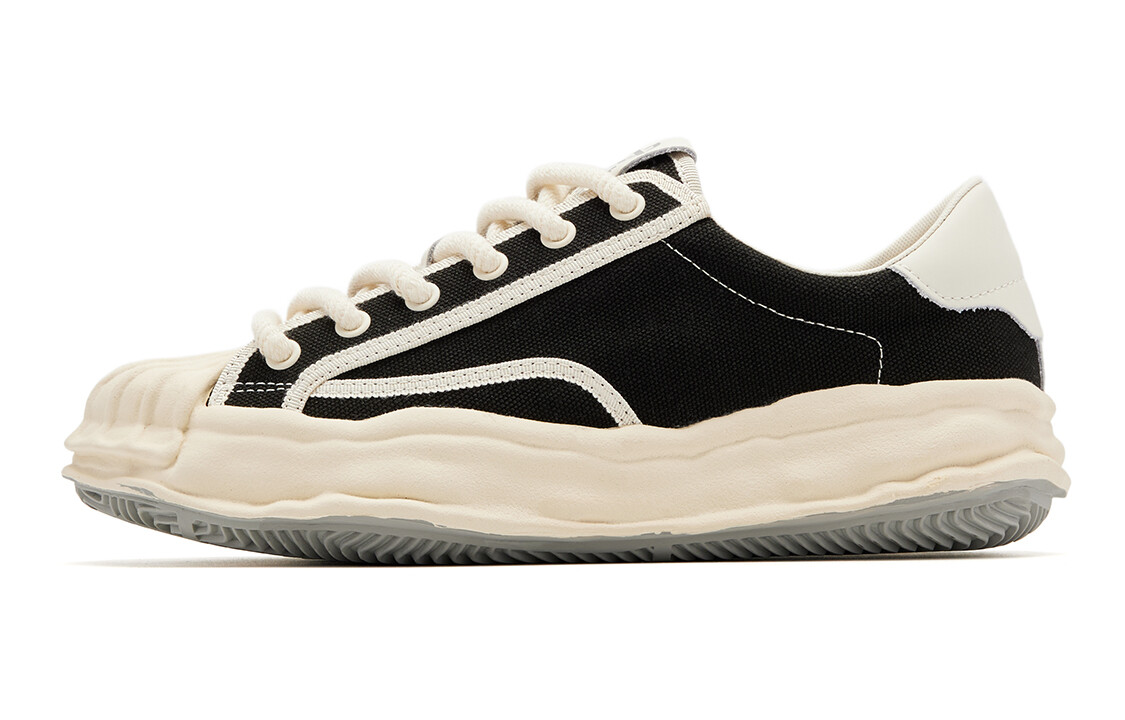 

Кроссовки TRUMPPIPE Skateboarding Shoes Unisex Low-top Black, черный