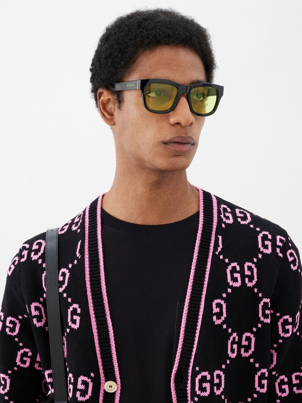 

Солнцезащитные очки в d-образной оправе из ацетата Gucci, черный