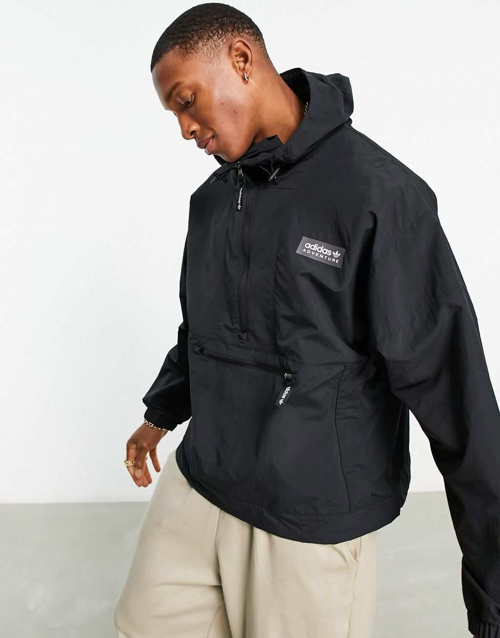 

Черная куртка из полиэстера с полумолнией adidas Originals Adventure Premium, Черный