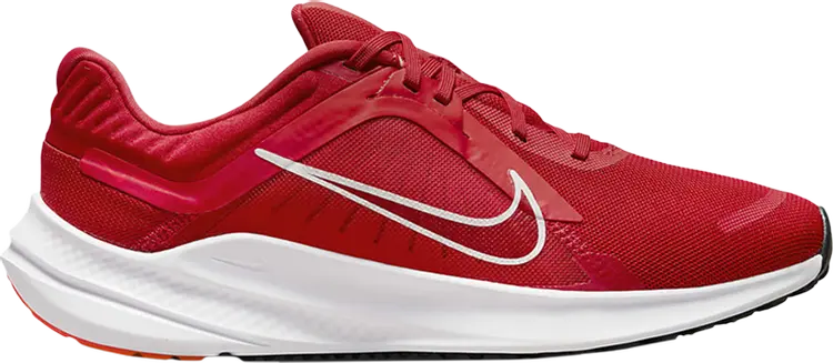 

Кроссовки Nike Wmns Quest 5 'University Red', красный