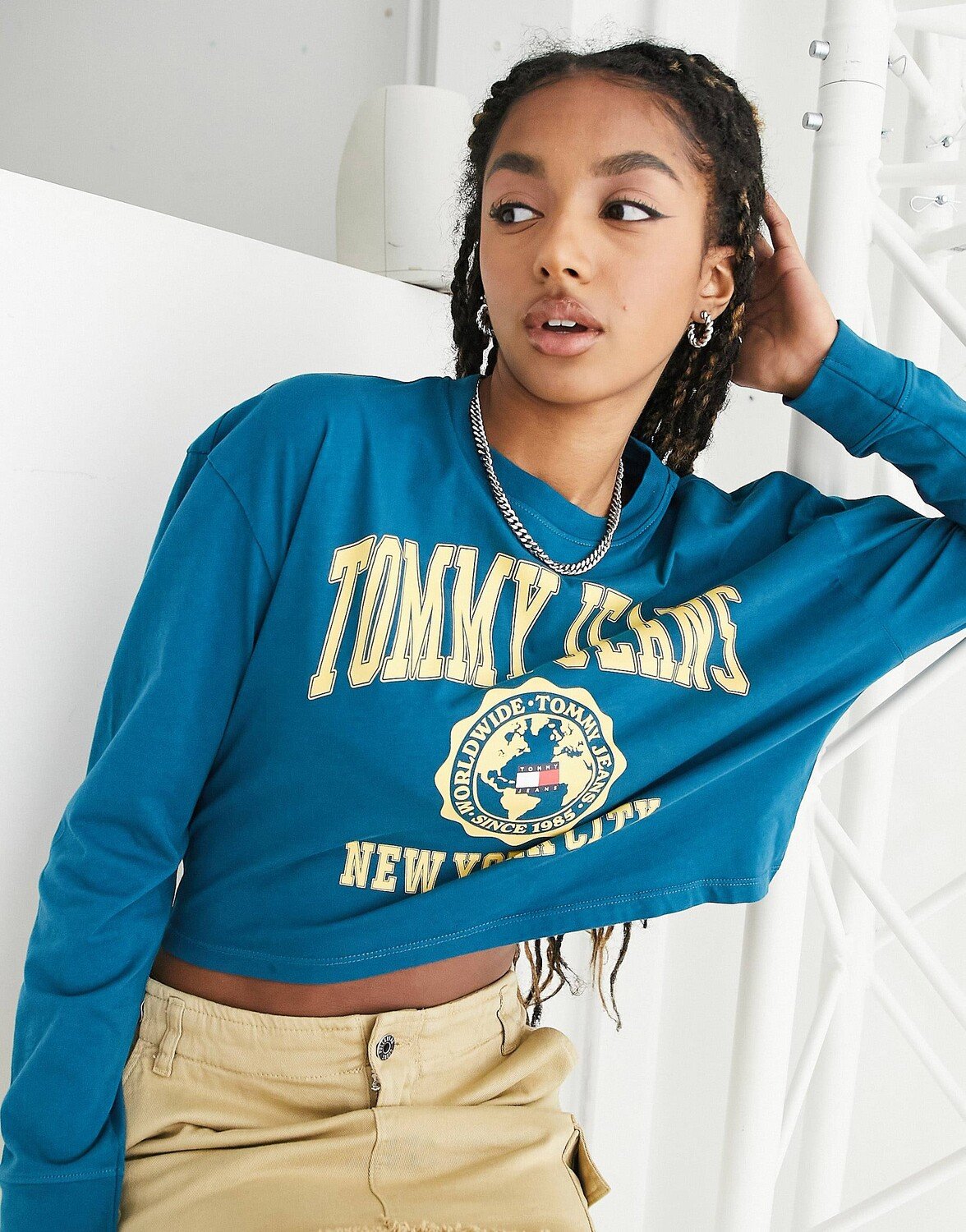 

Зеленая хлопковая толстовка с длинными рукавами и логотипом Tommy Jeans - MGREEN