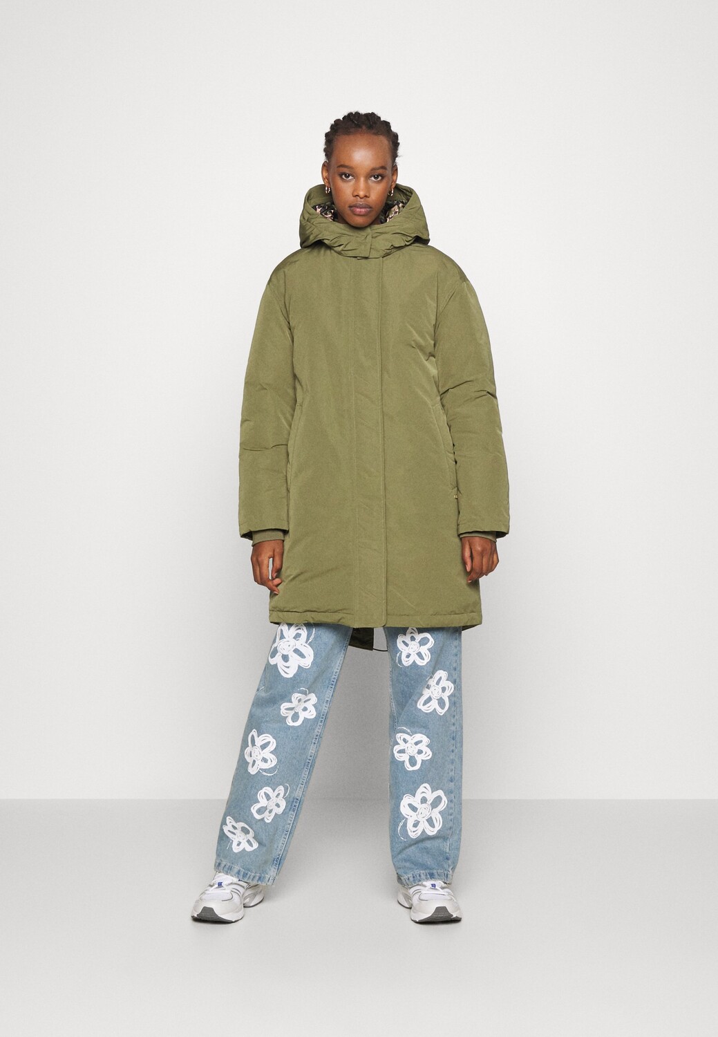 

Пальто зимнее Scotch & Soda, оливковый