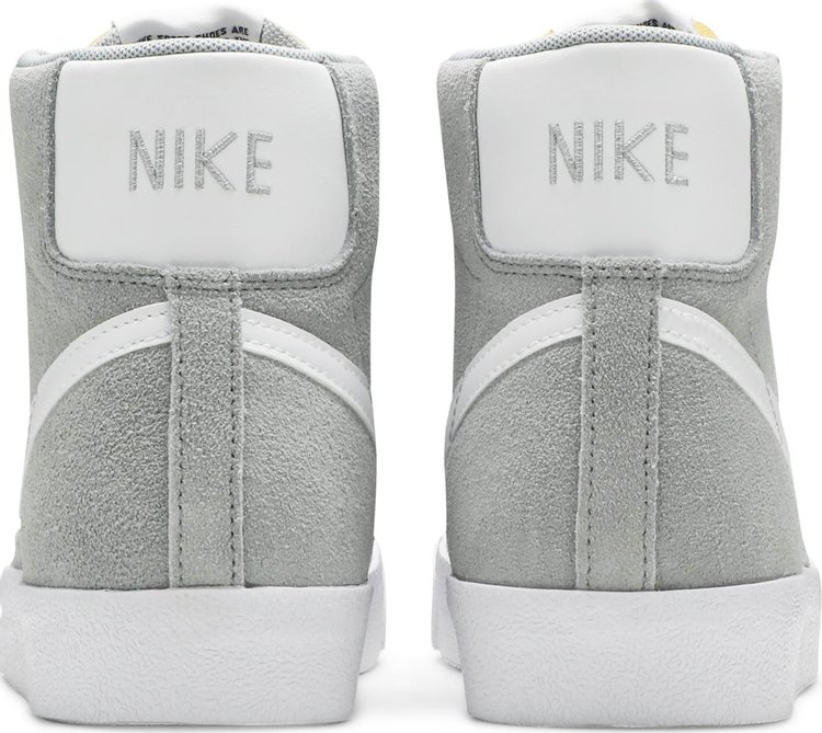 Nike blazer mid hotsell 77 vintage suede grey